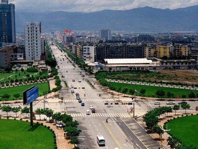 玉溪|我国靠香烟“吃饭”的城市，烟名以地名命名，今成养老旅游胜地