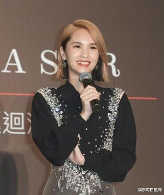 杨丞琳|杨丞琳与李荣浩5个月没见，崩溃飙泪：我都快忘记自己结婚了