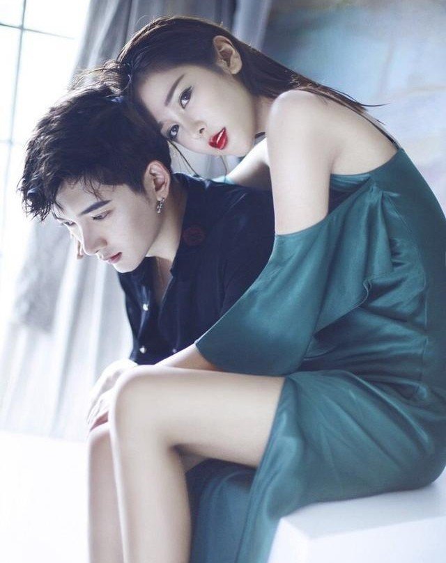 Angelababy|30岁网红林珊珊到三亚为王思聪庆生后，宣布与小五岁丈夫离婚