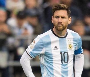 【泰勒·斯威夫特】世界名人年度收入排行榜TOP30，霉霉一天的收入我要花上一辈子