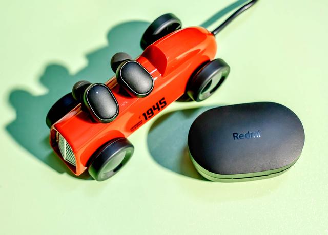 红米手机|Redmi Air Dots 2开箱：真无线耳机创记录的新低价