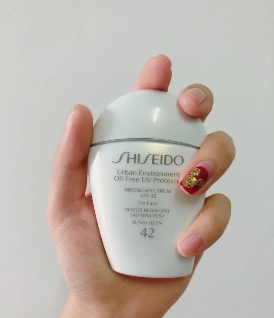 「防晒」网红防晒霜测评,安耐晒搓泥,嘉娜宝油皮慎用,后两款公认好用!