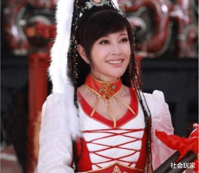 正能量|影视剧里“强行装嫩”的明星，看到最后一位演少女，好想关电视