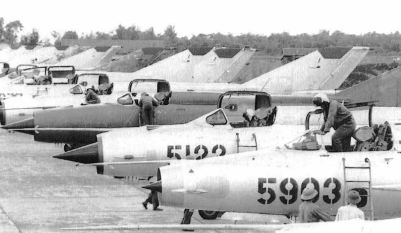 空军|中越战争，为何直到我军打到谅山宣布胜利，越南都没出动空军？