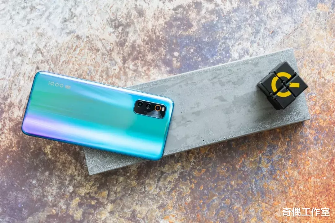 『魅族』内定了？144Hz+44W超快闪充，后浪们眼中最“香”的骁龙865？