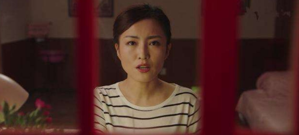 范伟饰演的药匣子,观众等了20多集都没有等到,反倒是剧中药匣子的秘书