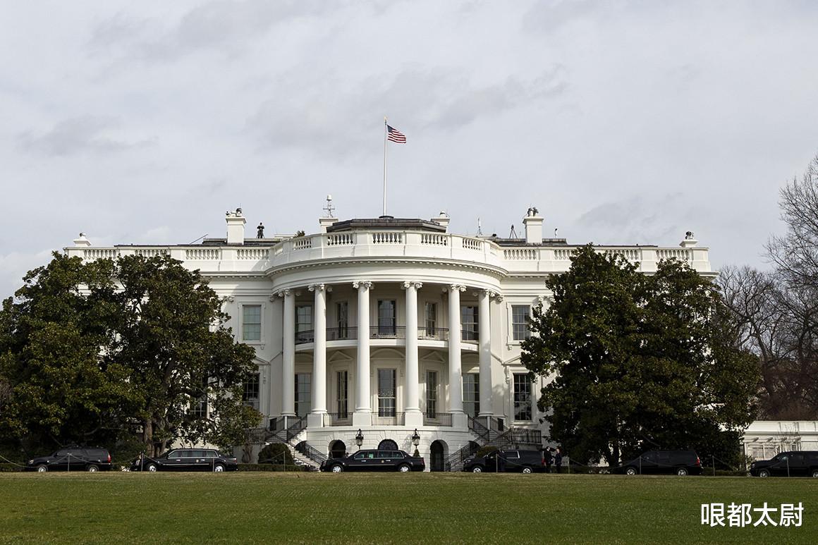 【白宫】11名特工感染，病毒渗透白宫！专家：特朗普已投降，或死20万人！