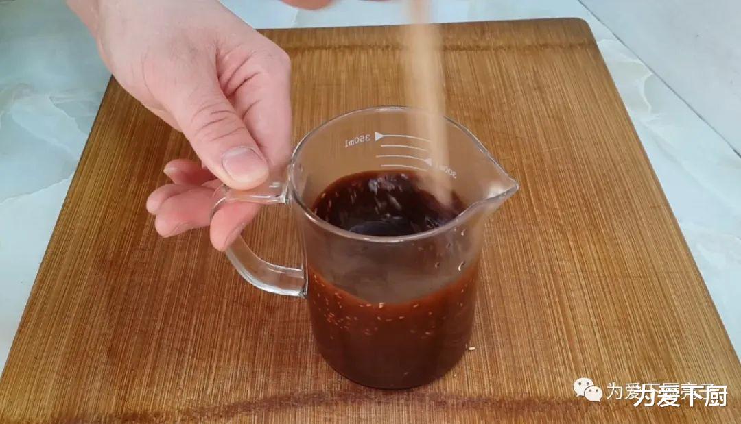 『雪糕』4个鸡蛋，1袋牛奶，冰箱里一放，做出特色雪花，吃过就念念不忘