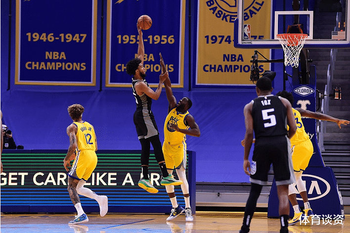 斯蒂芬·库里|轰92+14+12！库里连疯两场，13记三分进西部前五，冲击MVP+得分王