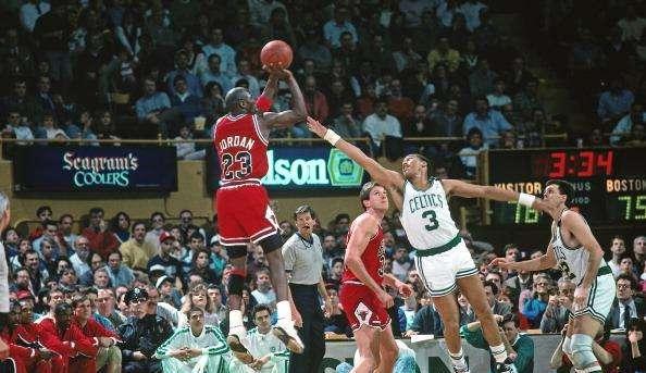 [迈克尔·乔丹]詹皇和乔丹的差距有多大？帮主：这十个记录，你能打破一个算我输