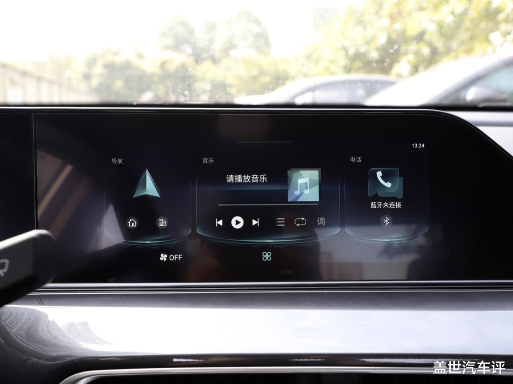 「长安逸动」合资车屠夫来了，顶配才10.39万，比思域帅气十倍