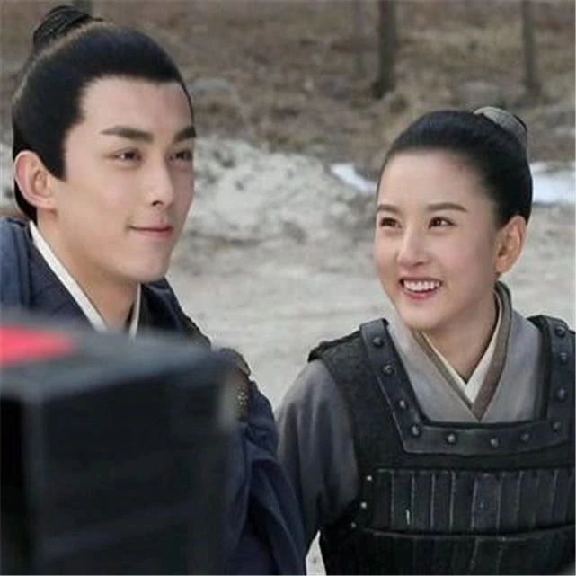 #关晓彤#杨紫的男闺蜜，宋祖儿的男闺蜜，baby的男闺蜜，看到关晓彤的：比鹿晗火