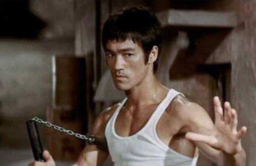 功夫之王：四大功夫之王现状：一个患病，一个坐轮椅，一个离世，只有他风采依旧