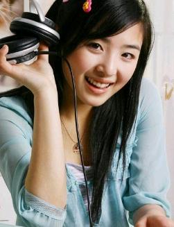 「张含韵」张含韵郭麒麟恋爱惊动家长：16年后，她终于洗掉傻白甜