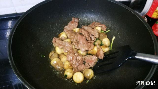 草菇|没钱也要给孩子经常吃此物，营养相当于10个鸡蛋，5只大虾