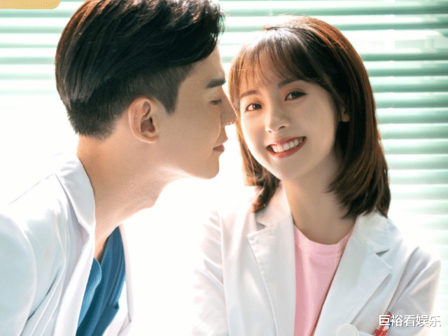 邢菲|邢菲终于要霸屏了？接连官宣4部新剧，男主个个都是当红男神