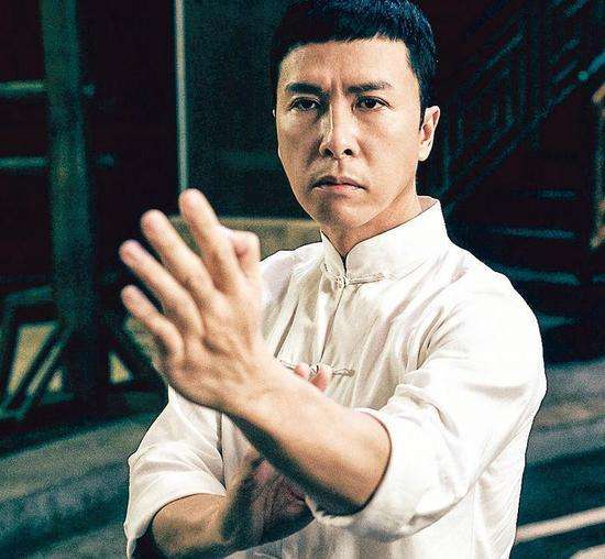 【林峰】41岁林峯出演张无忌，被吐槽脸垮显老，TVB四小生只剩他能看