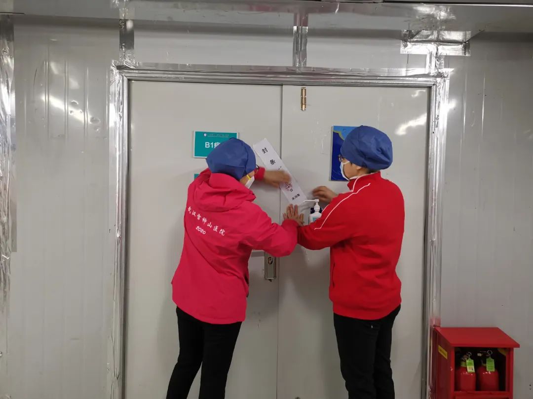 大连@傍晚，雷神山大连病区关舱！