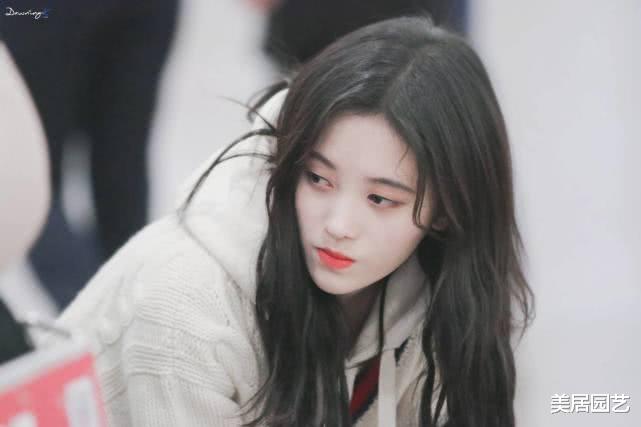 鞠婧祎▲鞠婧祎竟拍过轩辕剑？前期没台词后期“透明人”，颜值巅峰却被遗忘