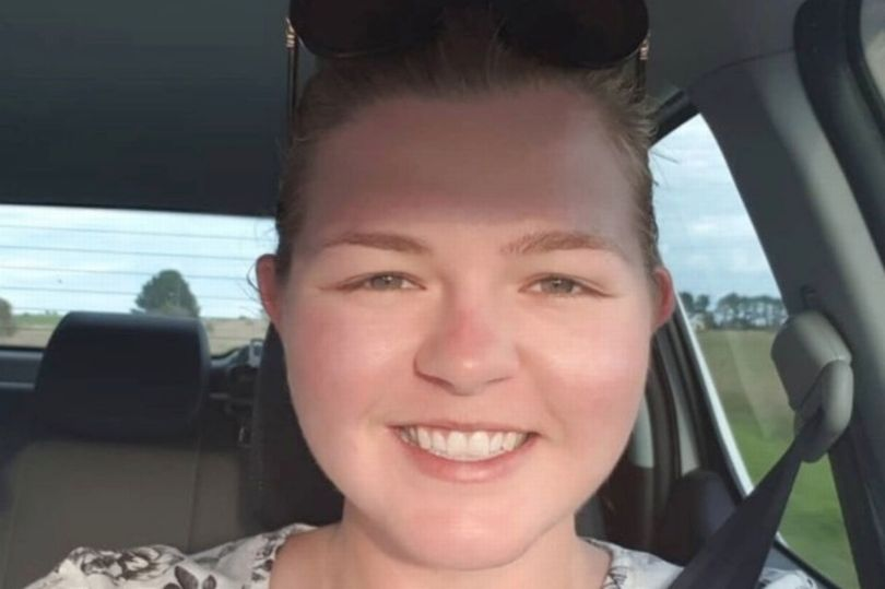 手中的铅笔|一名妇女在篝火中遭受可怕的烧伤后,在医院被人残忍地称为“僵尸”