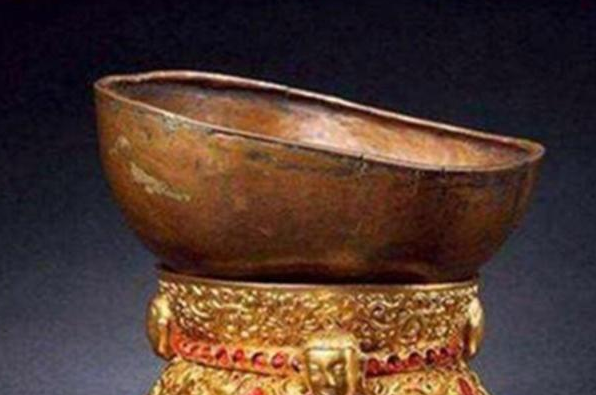 宋理宗|宋理宗的头骨被敌人制成酒杯，把玩近百年，朱元璋的做法让人佩服