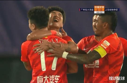 广州恒大|25岁恒大个性球星爆发！4秒狂飙40米+双响，3分钟后提前打开下班