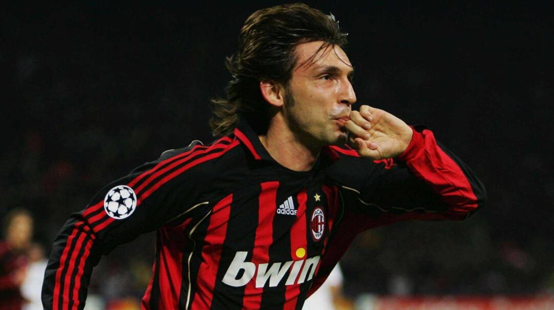 维埃里▲维埃里评职业生涯队友最佳11人阵容,锋线强到爆,中场不设防?