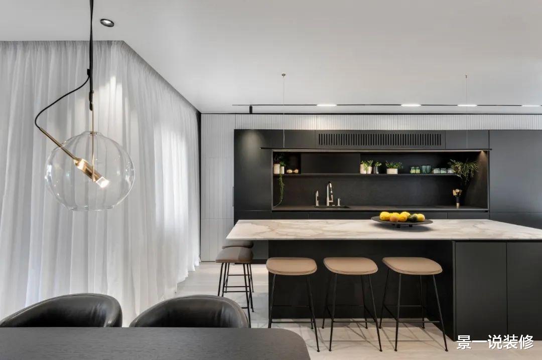 []现代轻奢风格别墅，黑白色的装修简单、大气好看，大爱啊！