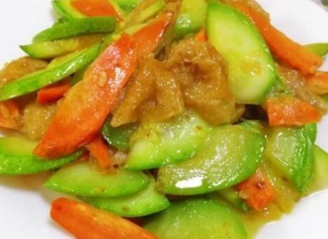 「食材」天气越来越暖和了,推荐10道爽口美食,清淡不油腻,还提高免疫力