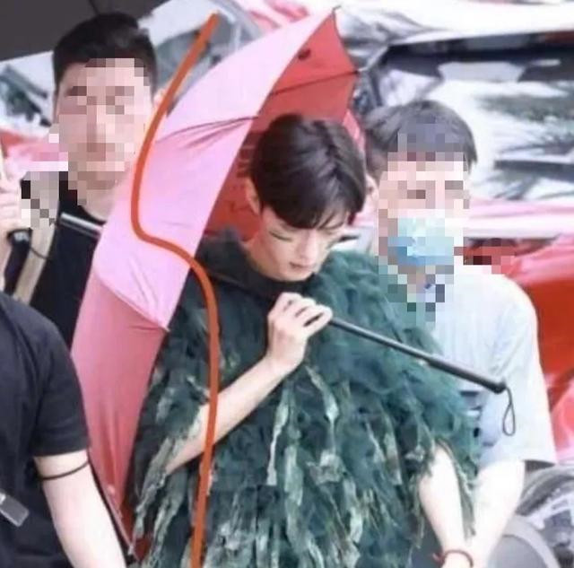肖战|肖战镜头全删，《青春环游记2》做法让粉丝失望，其中缘由难说清