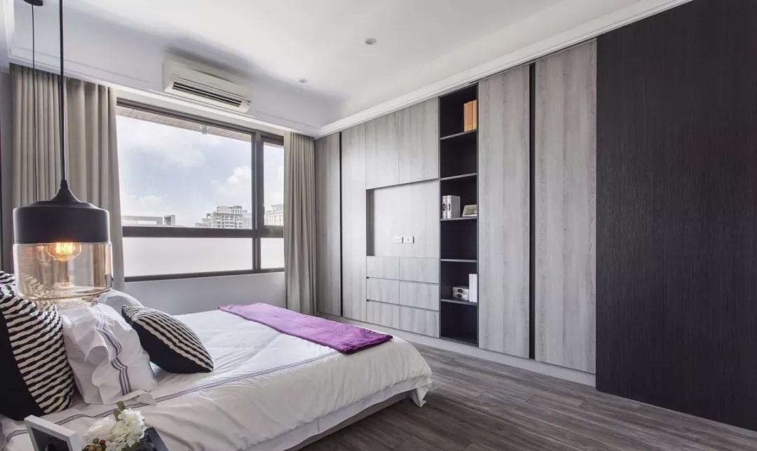 |主卧小,又想放1.8米的床,可以做大衣柜吗?5种方式让你如愿以偿