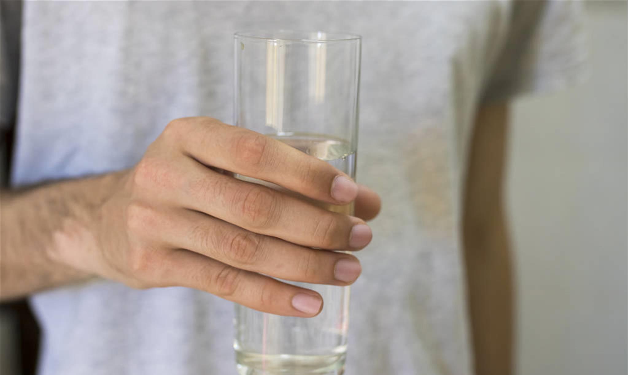 雄性激素|男性雄性激素偏低，3种表现藏也藏不住，若你一个也没有，恭喜