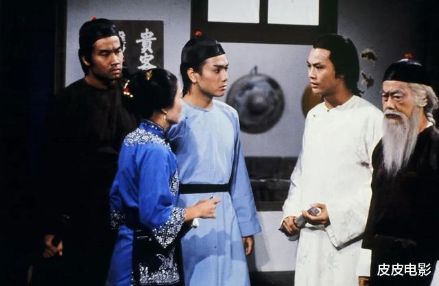 #书剑恩仇录#《书剑恩仇录》44年,片中演员,有人成著名主持人,有人皈依佛门