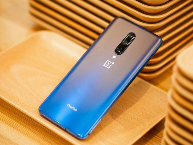 安卓|外媒曝光1加8T发布时间，120Hz+四摄，首发安卓11系统