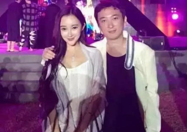 王思聪|王思聪当年被问: 包场整个万达一天要花多少钱?回答精准推算到位