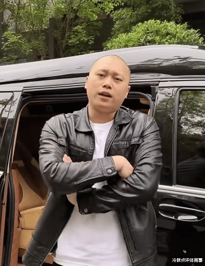 『ko』一龙VS刘二狗今晚开打!浅谈比赛结果:KO是大概率事件