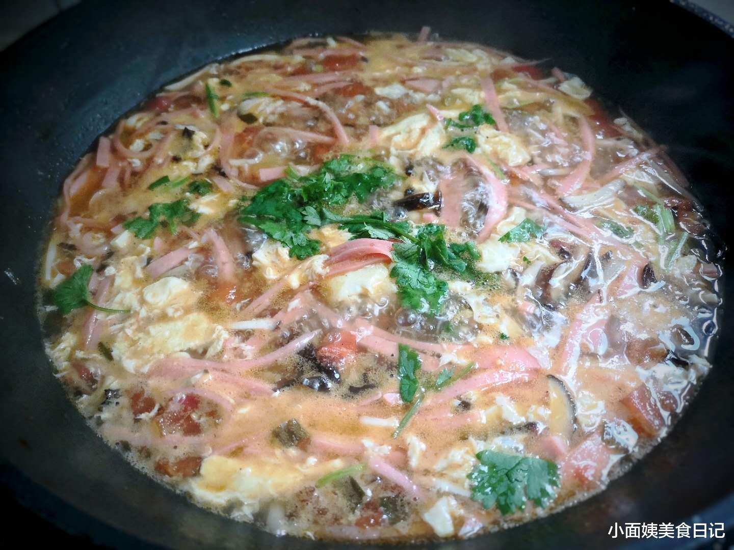 酸辣汤|天凉了，就得来一碗酸辣汤，暖胃发汗助消化，从头到脚都暖暖的！