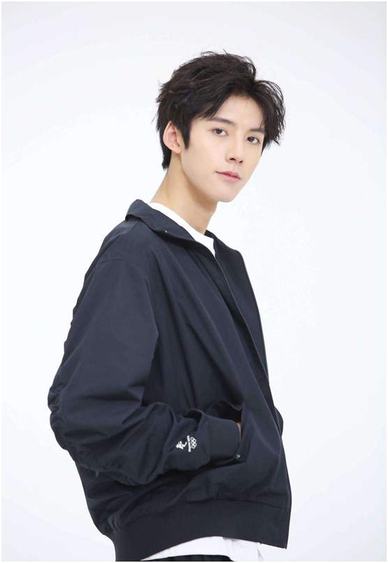 「夏夜知君暖」2020甜宠剧《夏夜知君暖》将要迎来首次开播