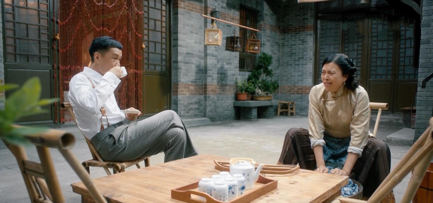 「孙红雷」她凭“潘贵雨”再度爆红，曾是孙红雷女友，自爆2次婚姻，4次流产