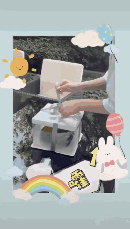 汪峰▲汪峰晒家庭乐曝光头顶发量稀少，半岁儿子首露正面鼻子高挺肉嘟嘟