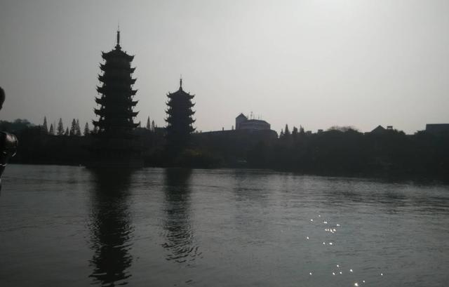 阳朔：从桂林漂流到阳朔，深深伤害了我