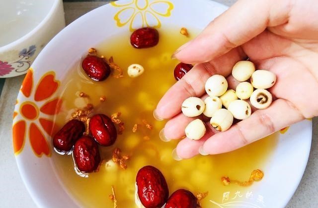 莲子|寒露将至，记得给家人喝这道汤，温和滋补赶走寒凉，安稳度过秋季