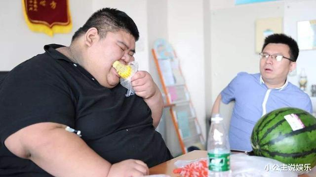 医生|励志！他是中国第一胖，为减肥切胃，并开始锻炼为爱减重400斤