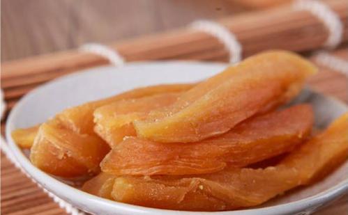 红薯|家庭自制红薯干，做法简单，颜色鲜嫩又透亮，看着就有食欲