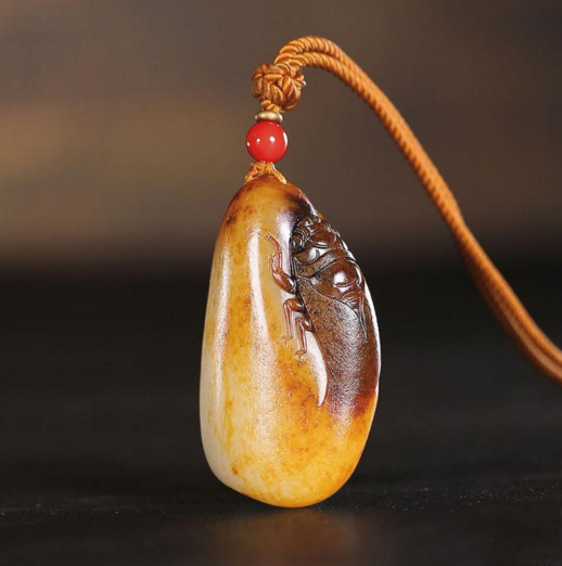 玉籽料|玉饰良缘丨买和田玉必懂的8句“黑话”