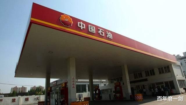 迅雷|明明一家独大，却5年连续亏损9.5亿，迅雷改行做网盘力图扭转颓势