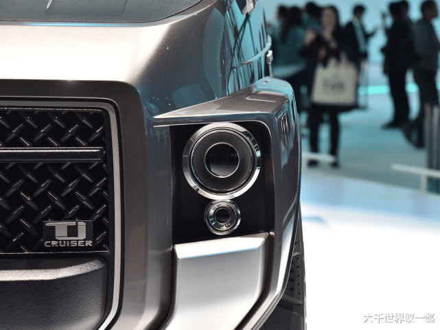 奔驰S级|丰田又一得意之作，新车比汉兰达厚道，自带双人床