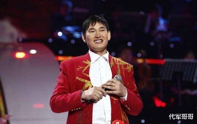 朱之文|大衣哥家遭无人机航拍直播，生活毫无隐私，他为啥却不搬家？