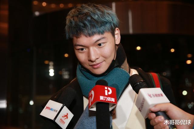 王哲林|35分14板，姚明笑了，中国男篮可以交给同为NBA新秀的王哲林了