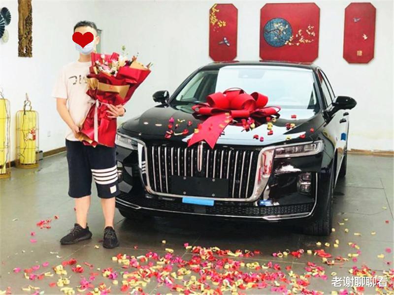 宝马5系|46万买红旗H9,和宝马5系并排停在车库,车主:都是我买的,差距太大了!